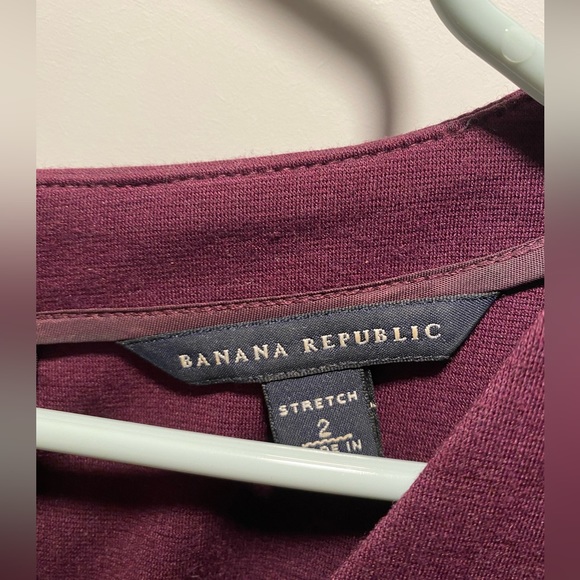 Maroon Banana Republic fitted dress - Picture 3 of 3
